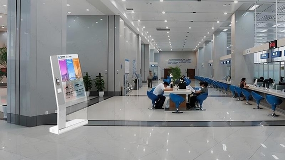 55-inch transparent display self-service terminal integrated machine  1920*1080 Resolution 600 Nits   Oled Transparent Oled Panel